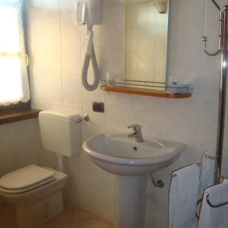 Casa di campagna La Costa Torre Bormida